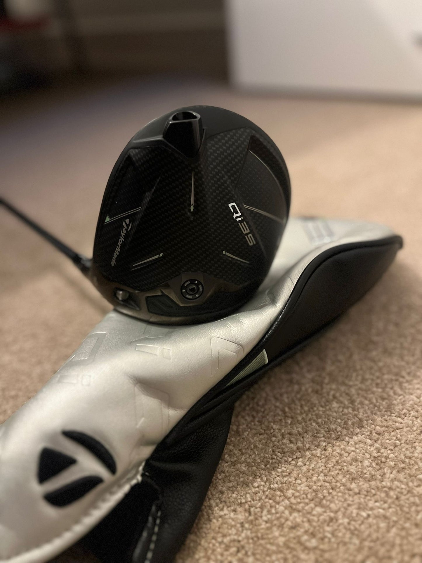 TaylorMade Qi35 Driver (10.5°)