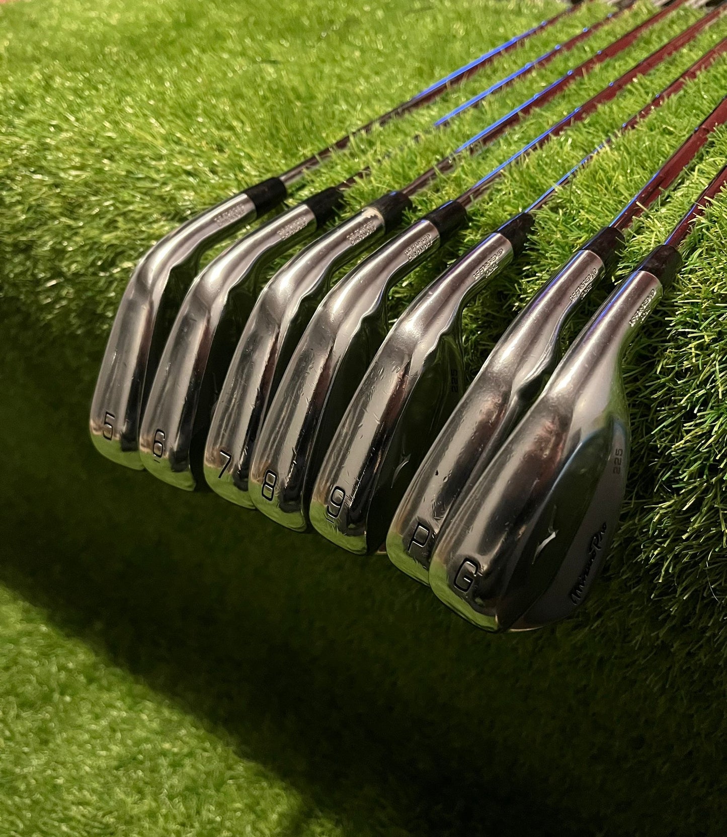 Mizuno Pro 225 Irons (5-GW)