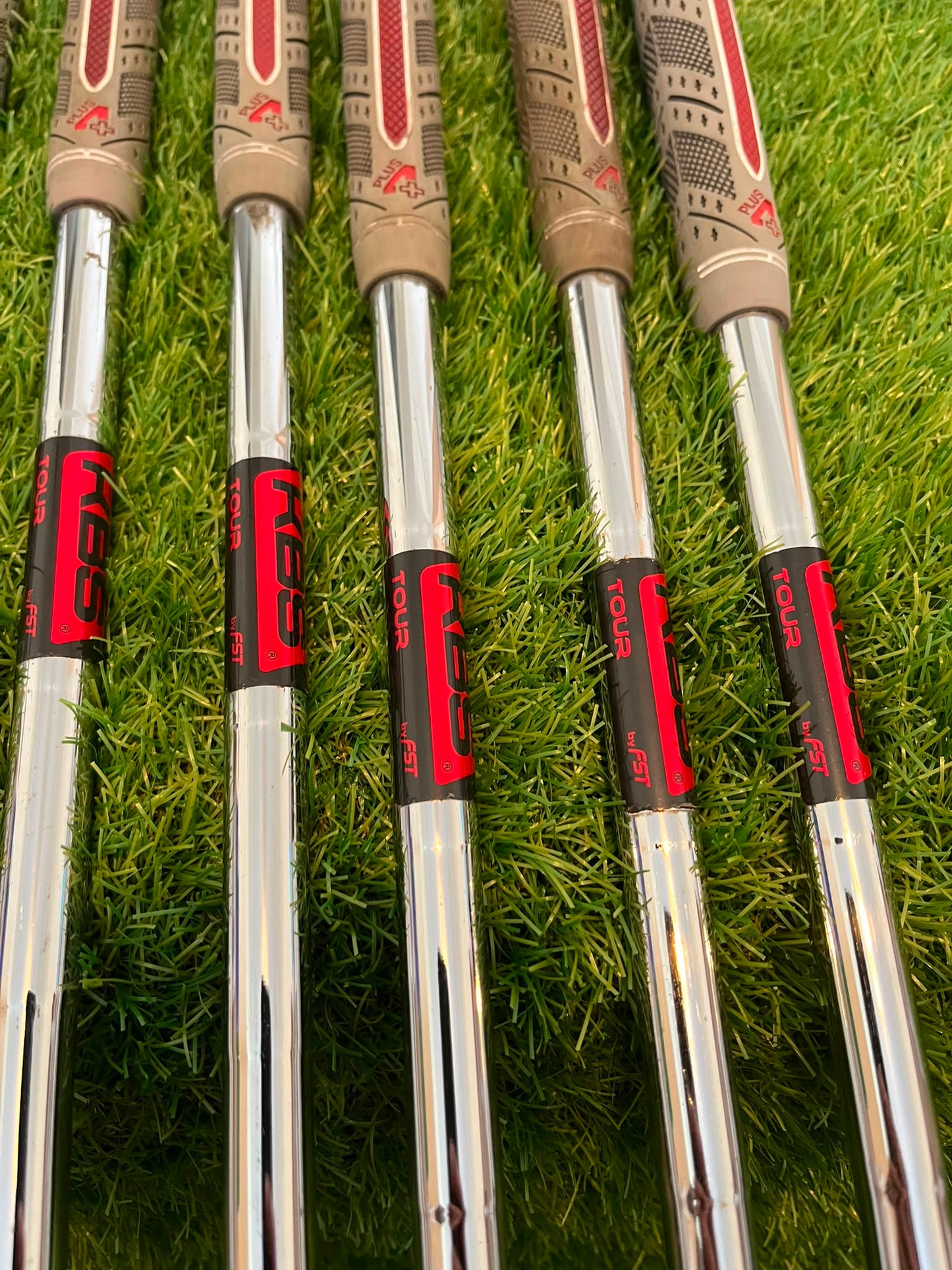 TaylorMade Sim Max OS Irons (5-AW)