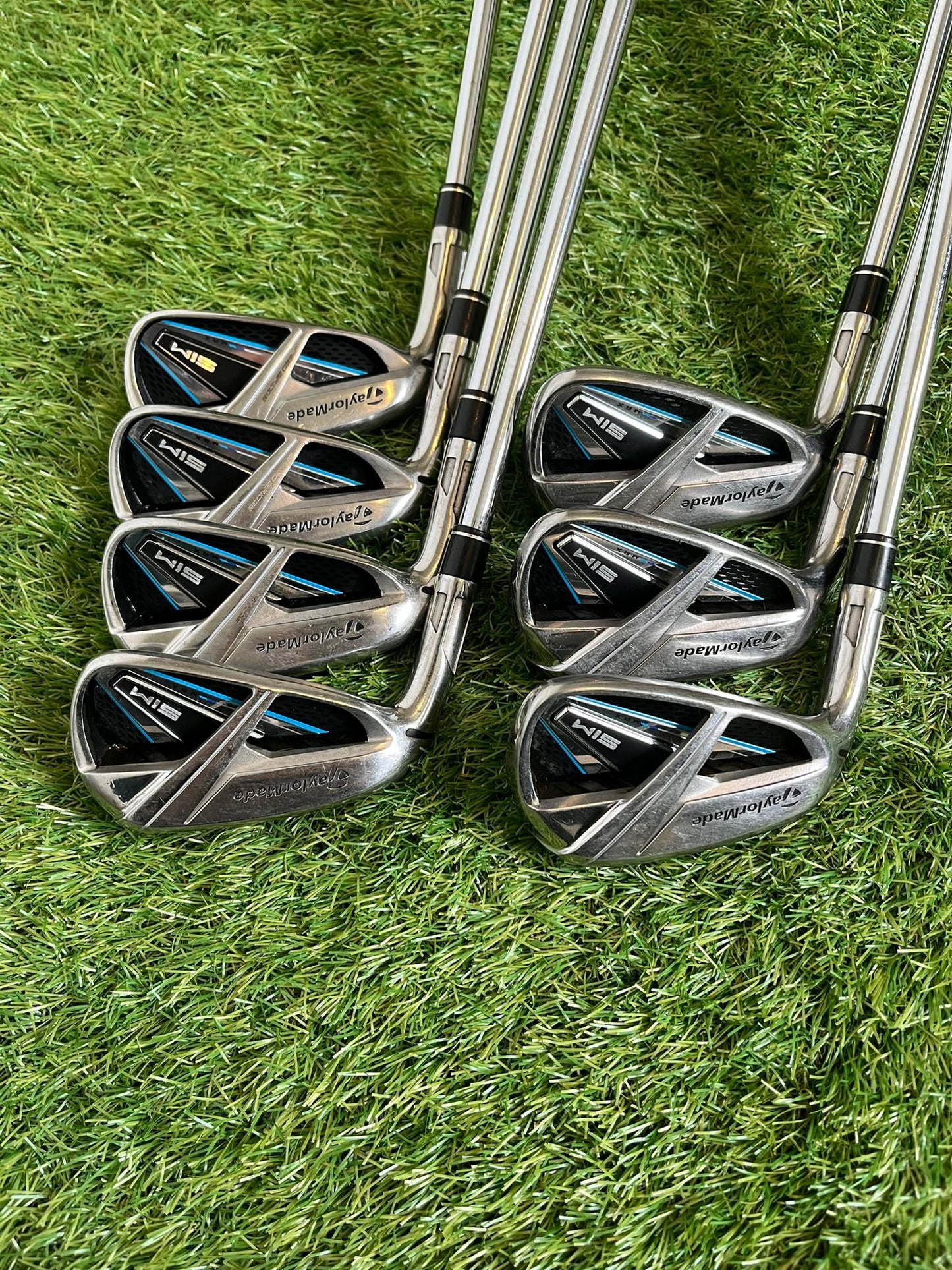 LH TaylorMade Sim Max Irons (4-PW)
