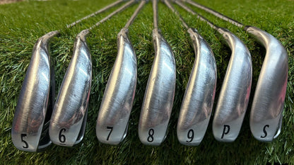 Wilson D7 Irons (5-SW)