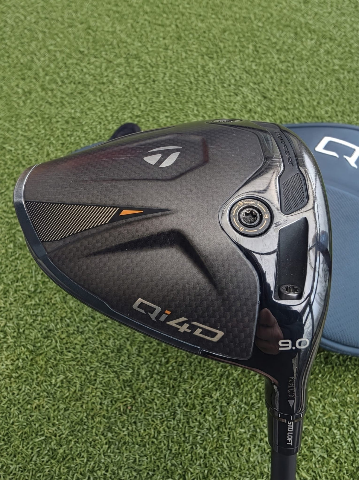 TaylorMade Qi4D Driver (9°)