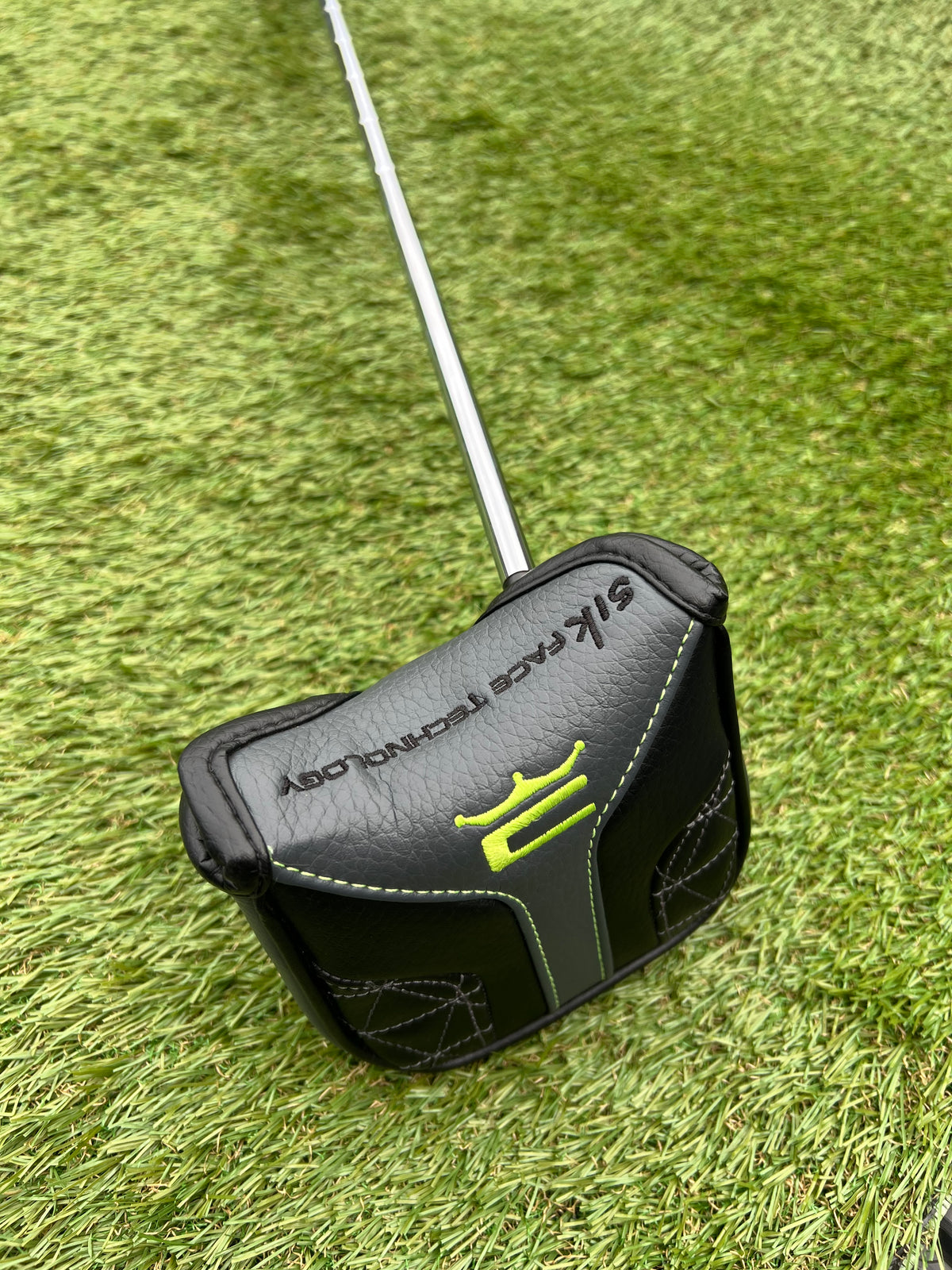 Cobra King Vintage Nova 40 Putter