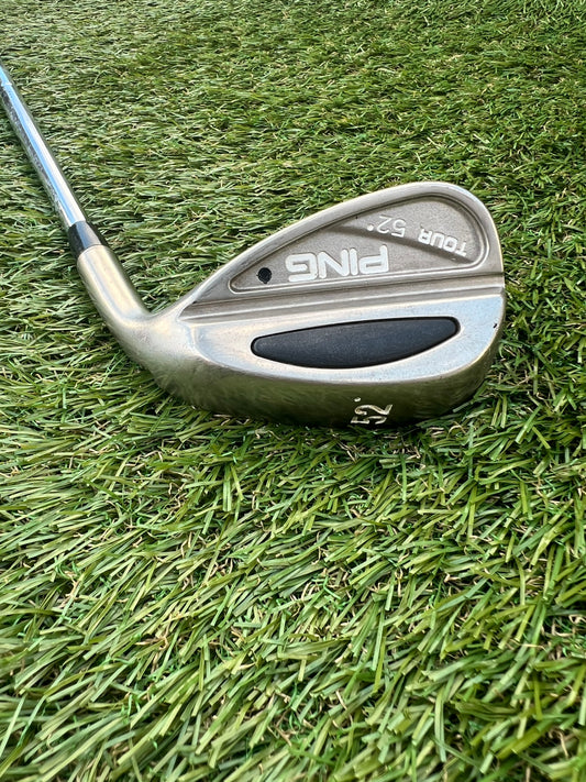Ping Tour Black Dot Wedge (52°)