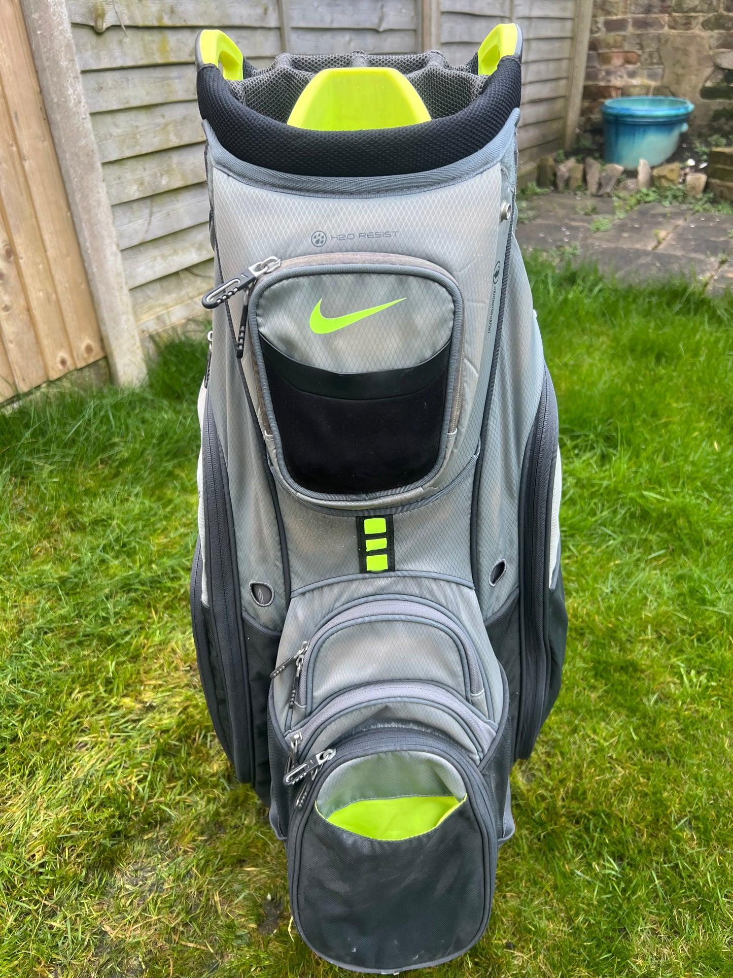 Nike Performance Cart Bag
