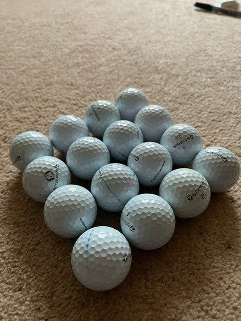 TaylorMade Tour Response (15 Balls)