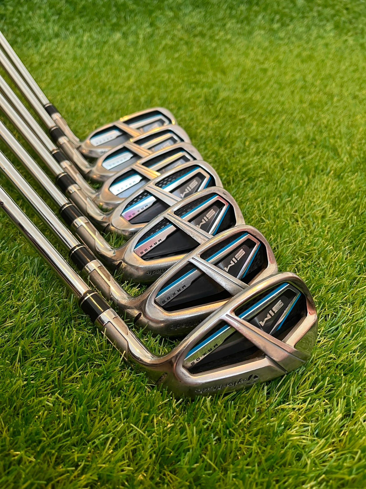 TaylorMade Sim Max OS Irons (5-AW)