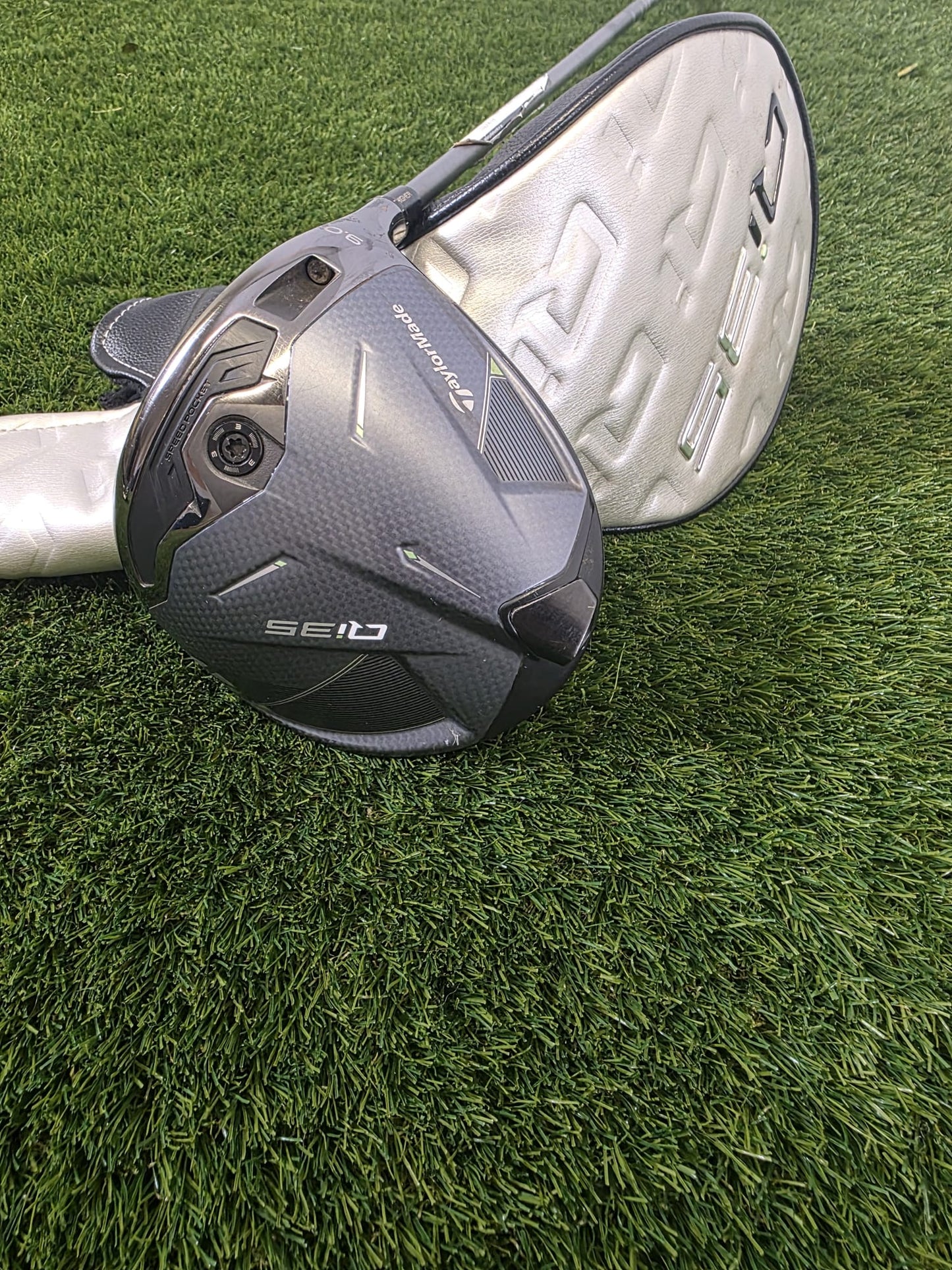 TaylorMade Qi35 Driver (9°)