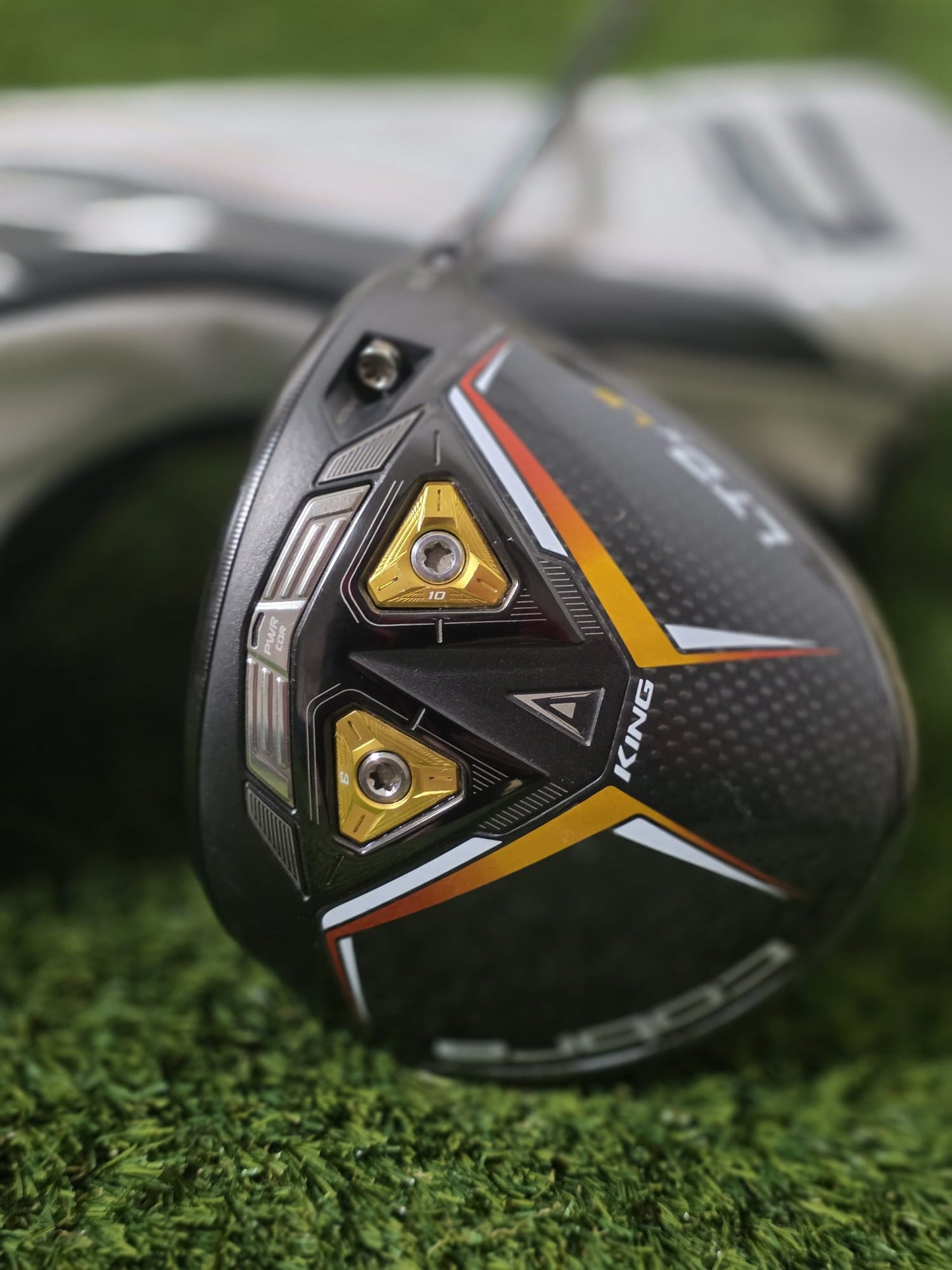 Cobra King LTDx LS Driver (9°)